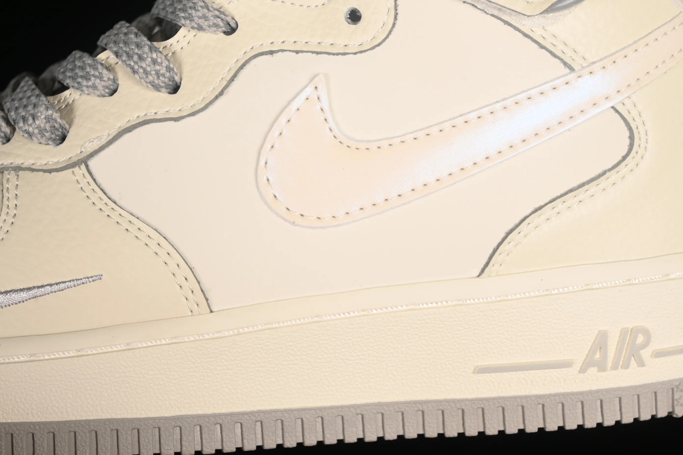 All categories Nk Air Force 1 Air Force series Nk Air Force 1 Mid Air Force mid-top Nk Air Force 1'07 Mid gray pearlescent small hook Air Force One mid-top casual sneakers SG2356-806